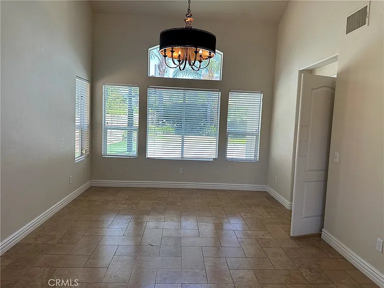 1700 Bronzewood Ct — Photo 6