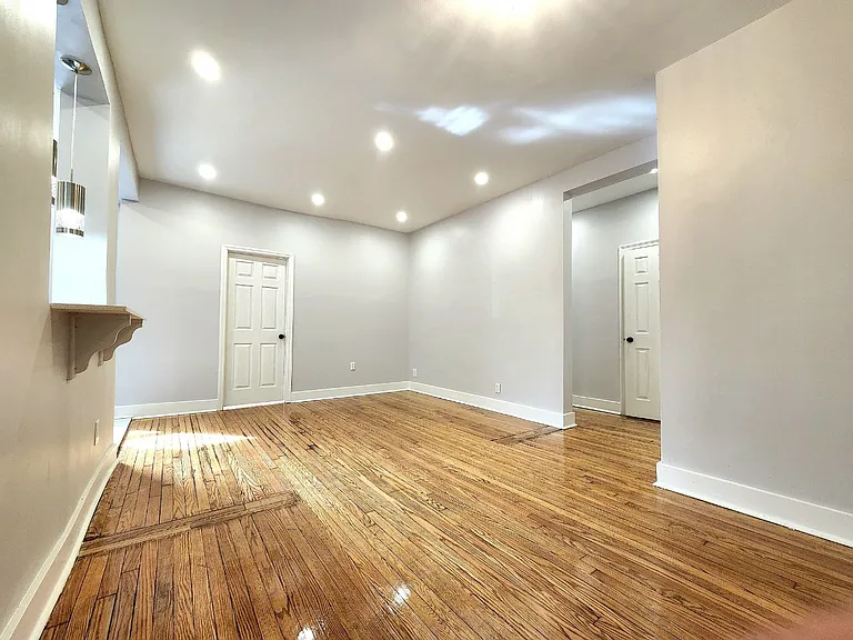17 Dewitt Rd #96M — Photo 4