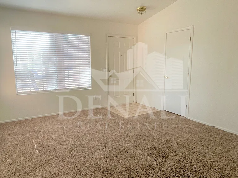 16001 N 50th Ave — Photo 4