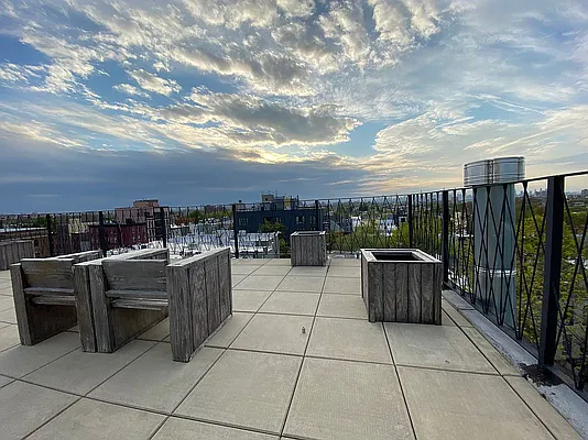 Rented by MADEHOME | media 23