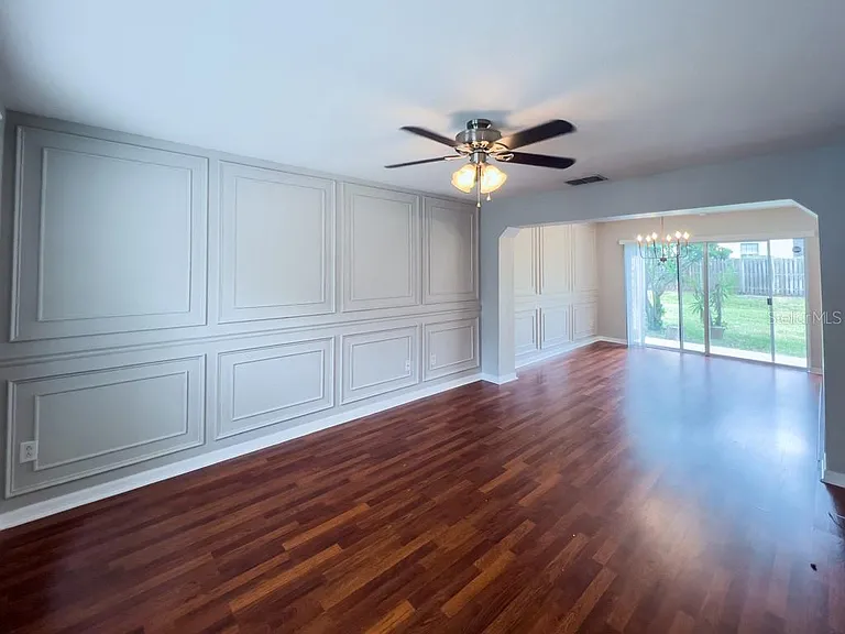 109 Woodknoll Pl — Photo 9