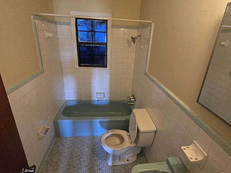 806 S Ussery St — Photo 5