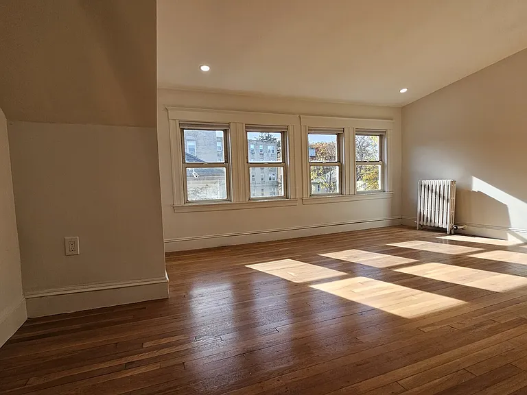 16 Gerald Rd #2 — Photo 18