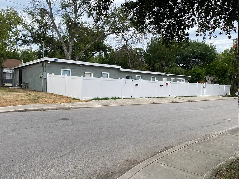 5415 Buena Vista St #3 — Photo 11