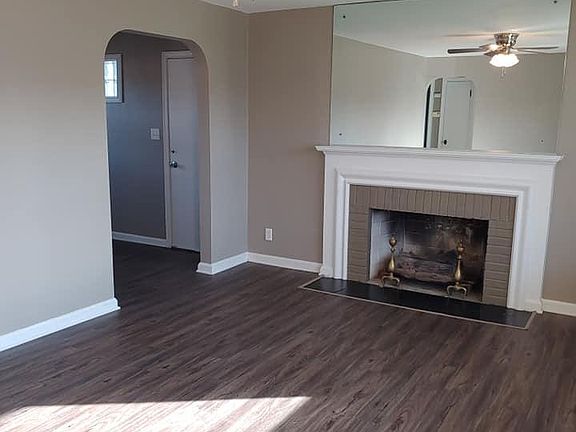 2nd image of 605 Wedgewood Ave