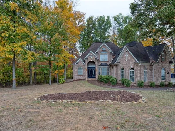 549 Doe Run Dr, Kernersville, NC 27284