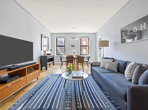 30 Ocean Pkwy APT 5G, Brooklyn, NY 11218