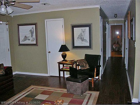 3rd image of 3605 E Elm St