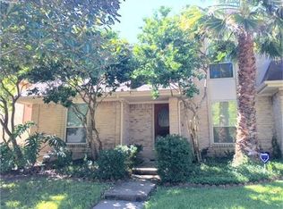 2602 Valley Field Dr, Sugar Land, TX 77479