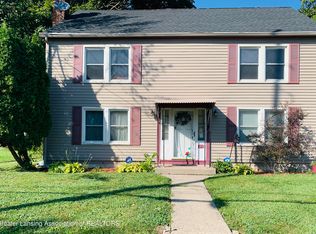 1306 Hyland St, Lansing, MI 48915