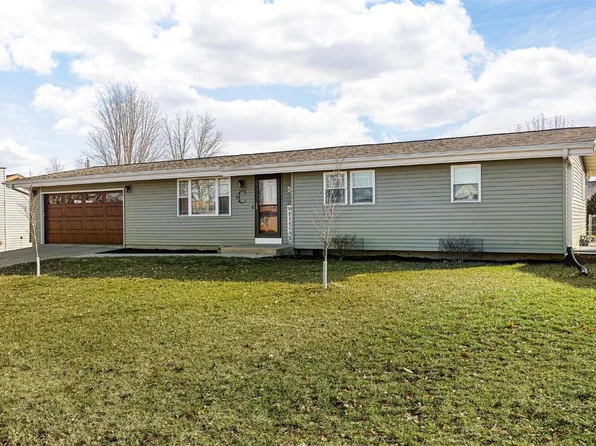 420 A Ave, Atkins, IA 52206