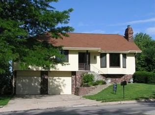 2514 S 148th St, Omaha, NE 68144