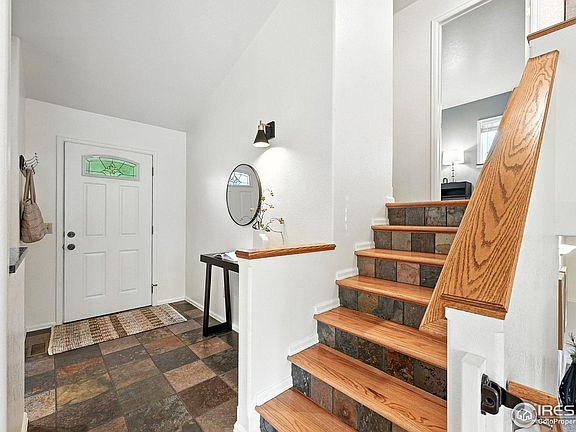 3rd image of 253 S Buchanan Cir