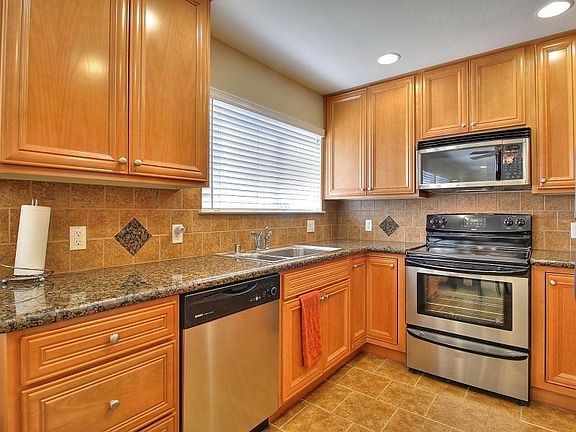 3rd image of 2601 Cortez Dr Unit 1205