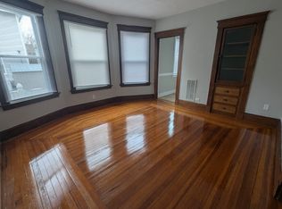 94 Hobart St #1, New Haven, CT 06511