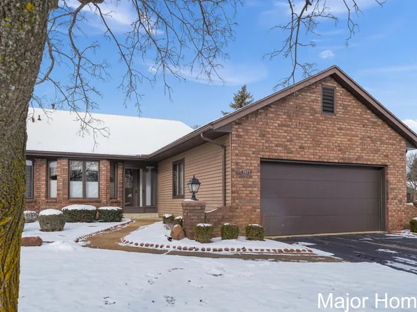 3975 Johnson Ln SW, Grandville, MI 49418