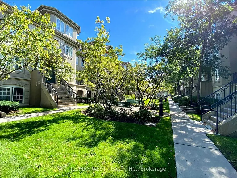 108 Finch Ave W #A21 — Photo 1