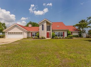 102 Talahi Island Ln, Brunswick, GA 31520