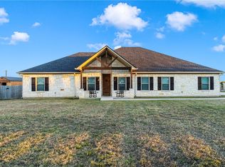 272 Appaloosa Ln, China Spring, TX 76633