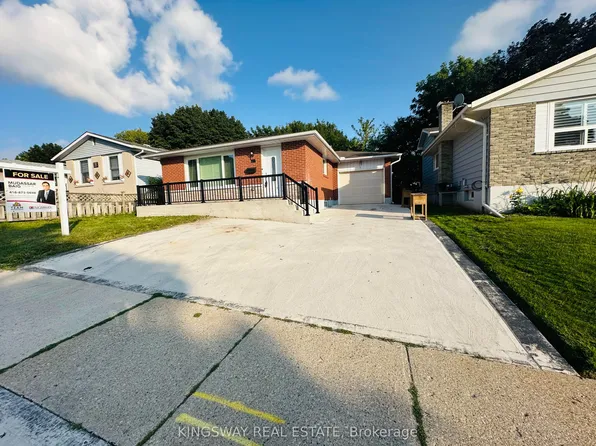 35 Silver Aspen Cres, Kitchener, ON N2N 1H5