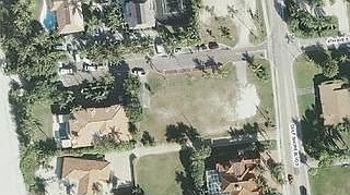 2nd image of 40 4th Ave S