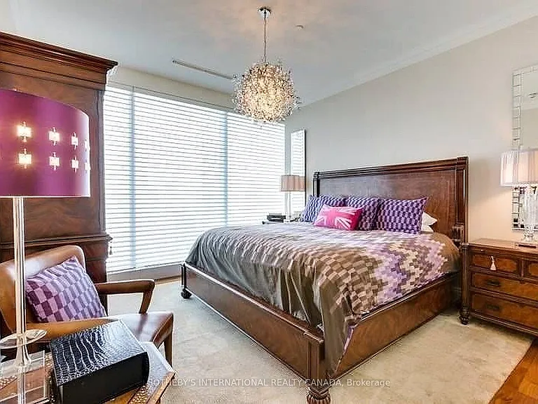 183 Wellington St W #2602 — Photo 15