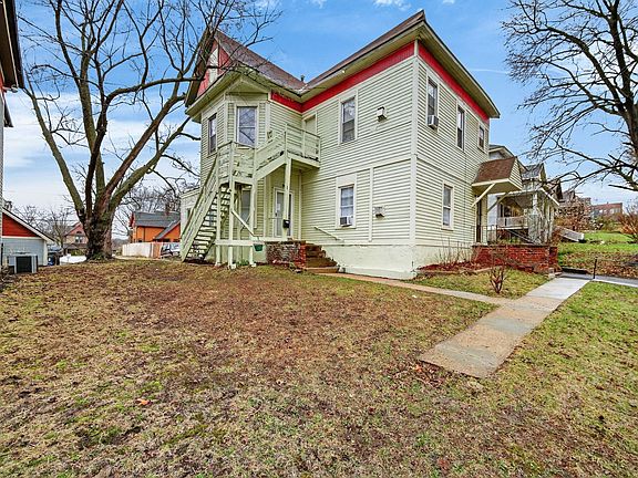 2nd image of 658 18th St