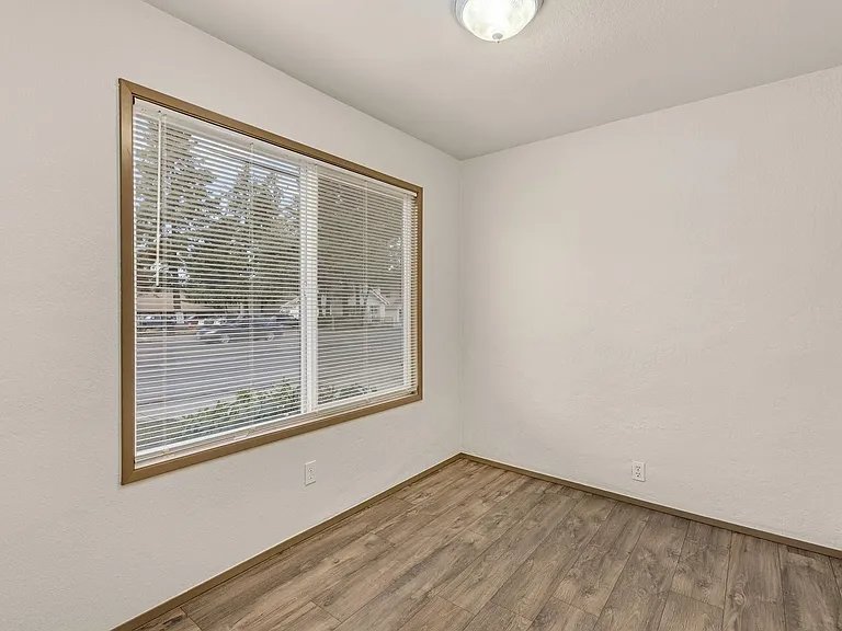 Belay 4 Plex (3183) — Photo 13