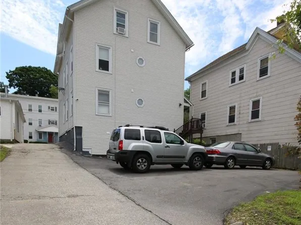 303 Front St, Woonsocket, RI 02895
