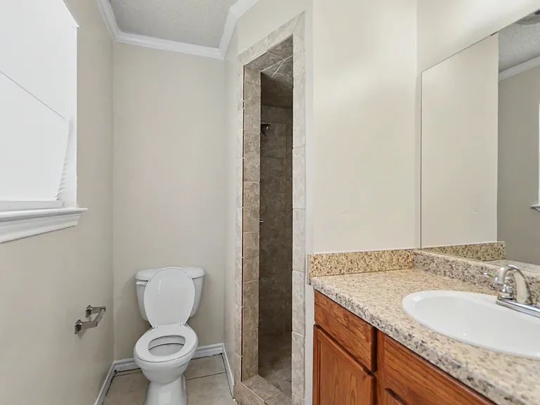 1709 Moonlight Dr — Photo 11