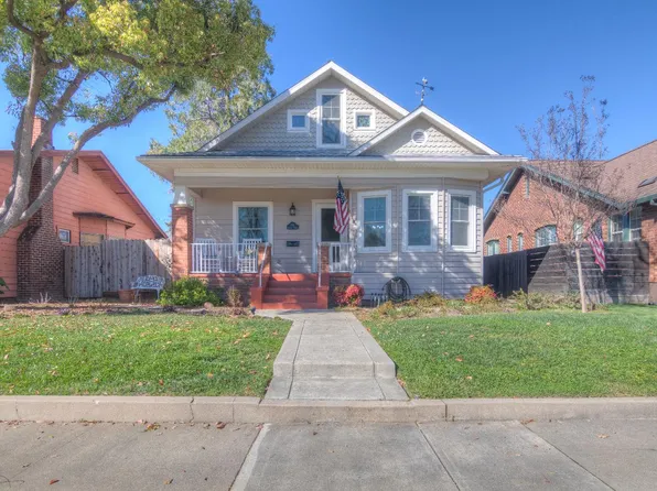 332 Pleasant St, Roseville, CA 95678