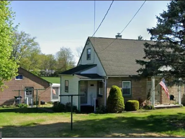 848 Stone Hill Rd, Shoemakersville, PA 19555