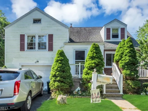 37 Congressional Pkwy, Livingston Twp., NJ 07039