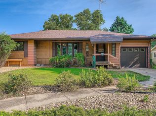 208 Sunset Dr, Jordan, MN 55352