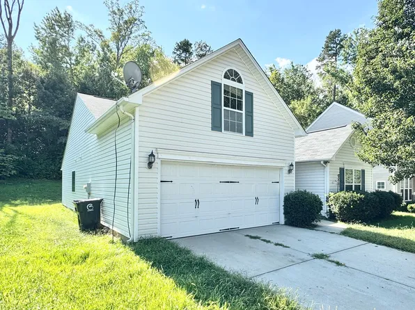 3707 Whitworth Dr, Greensboro, NC 27405