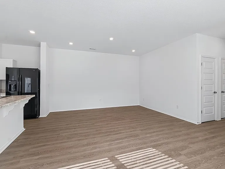 6802 SW Dignity Ave — Photo 43