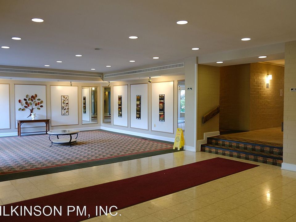 1st image of 6001 Arlington Blvd APT 303