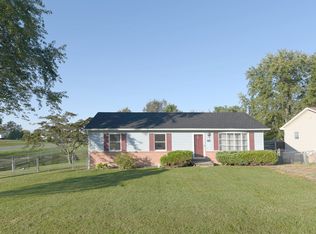 201 Somerset Dr, Stephens City, VA 22655
