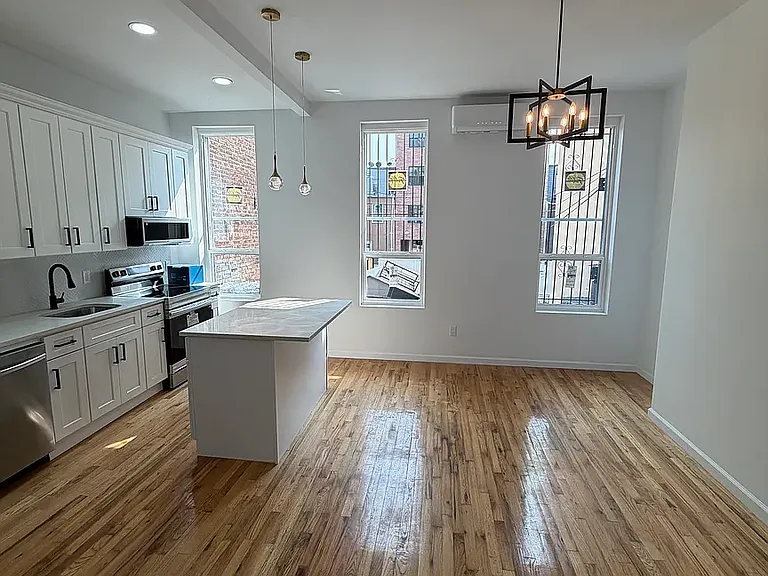 248 56th St #1 — Photo 3