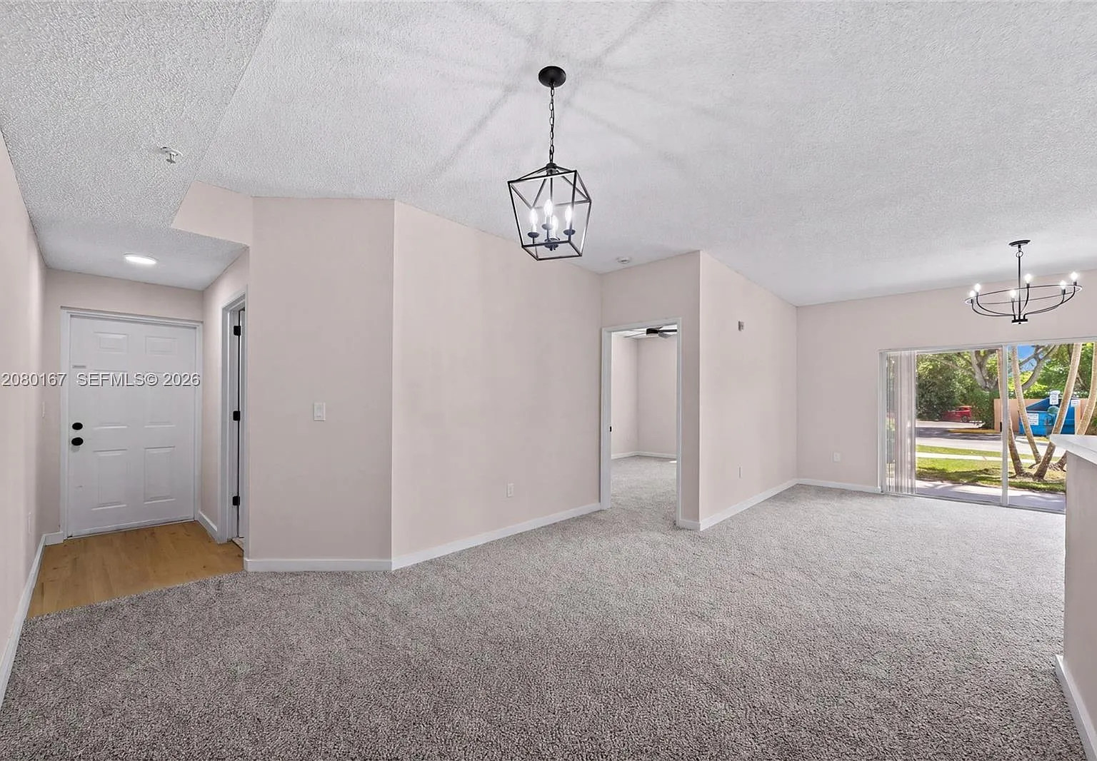 Courtyards At Davie Condo — Photo 3