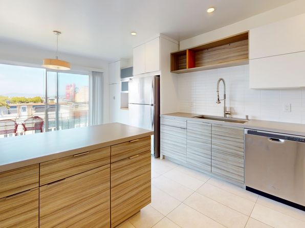 2642 Greenwich St #102