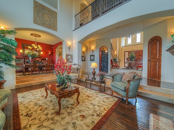 3rd image of 29326 Meadow Glen Way W