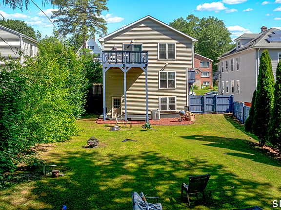 5th image of 115 Thorniley Street