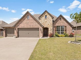 8414 N 77th Ave E, Owasso, OK 74055