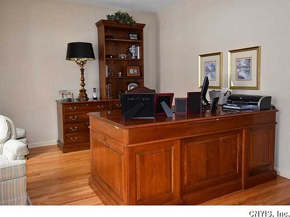 4th image of 8688 Letchworth Ln