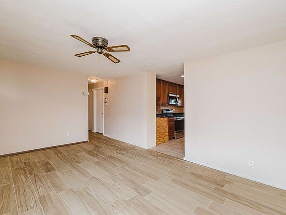 5th image of 362 Hovenden Ave