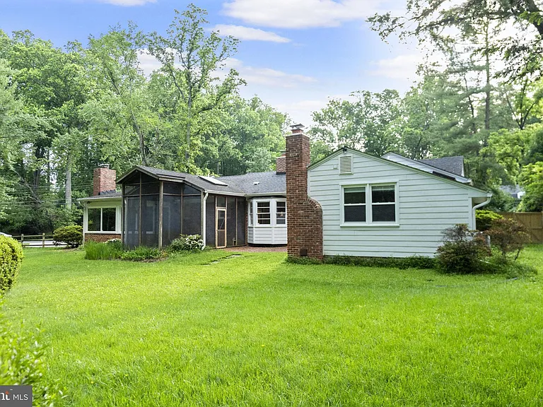 3515 Wilson St — Photo 12