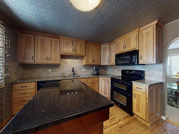 3rd image of 708 S 56th St