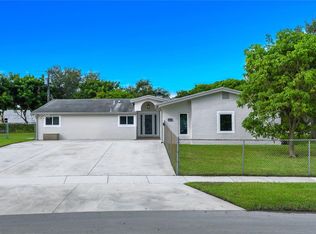 10198 SW 203rd Ter, Cutler Bay, FL 33189