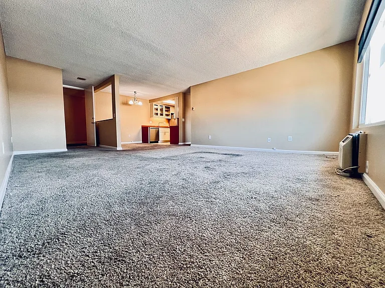 3431 Park Blvd #404 — Photo 8